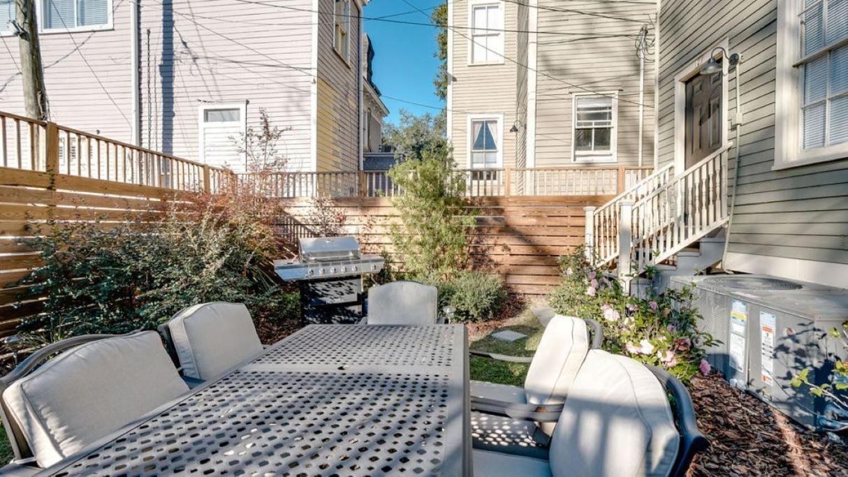 Huge 5 Bed, 5 Bath In Historic Downtown Savannah Exterior photo